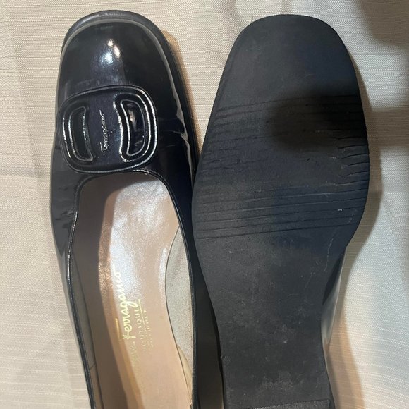 Salvatore Ferragamo Flats - Picture 1 of 3